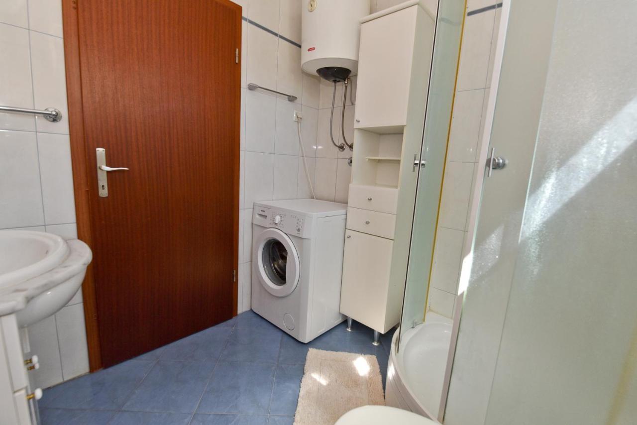 Apartment Nelly- Self Check-In 扎达尔 外观 照片